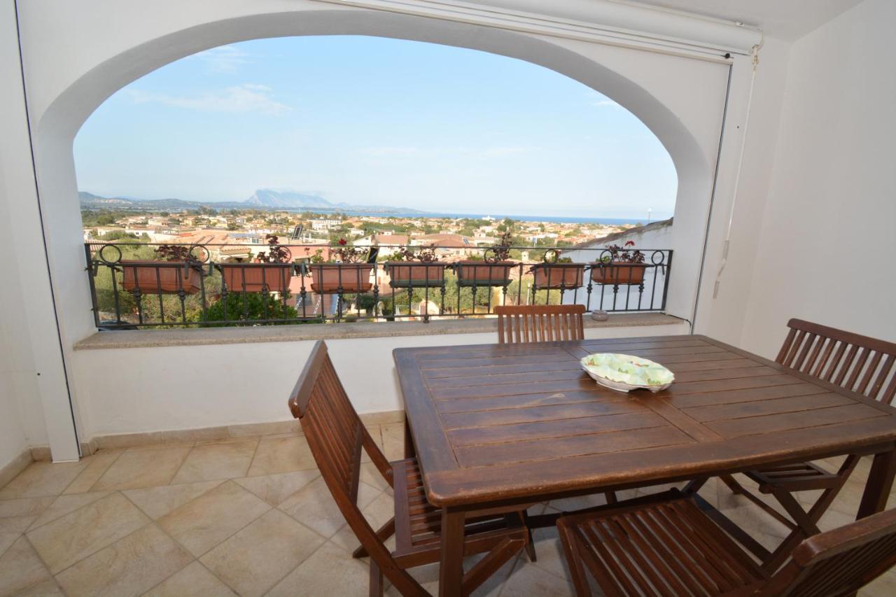 Citai Con Splendida Vista Mare Daire San Teodoro  Dış mekan fotoğraf