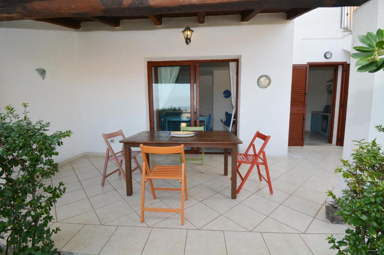 Citai Con Splendida Vista Mare Daire San Teodoro  Dış mekan fotoğraf