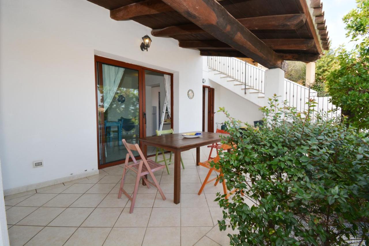 Citai Con Splendida Vista Mare Daire San Teodoro  Dış mekan fotoğraf