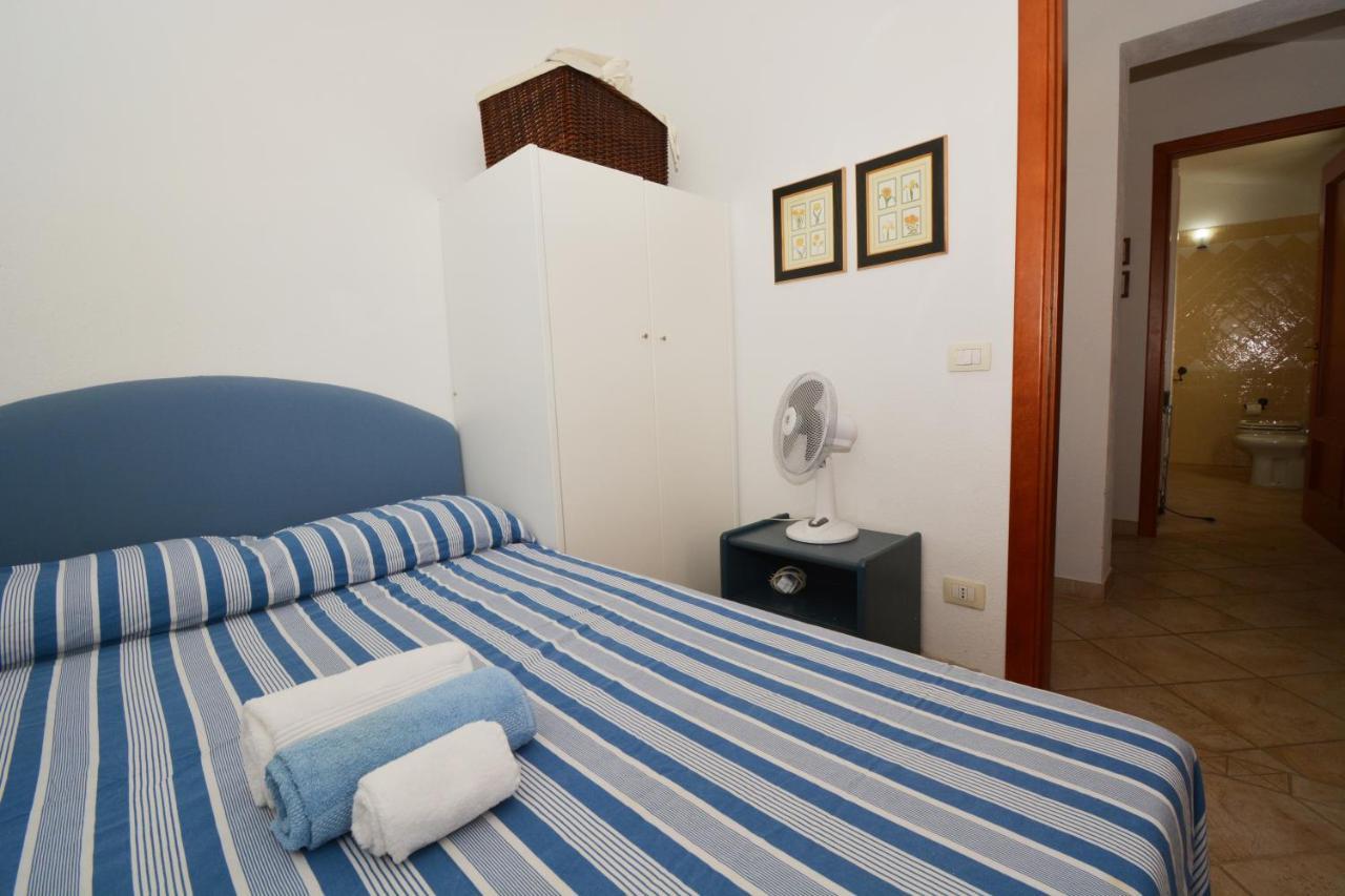 Citai Con Splendida Vista Mare Daire San Teodoro  Dış mekan fotoğraf