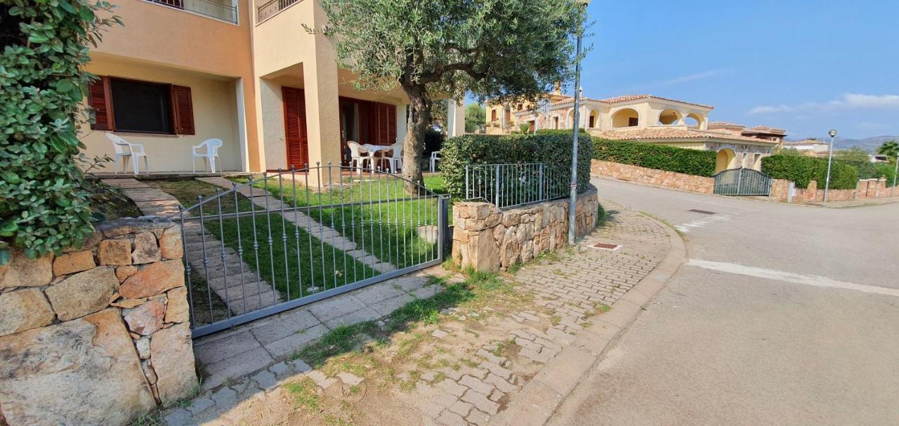 Citai Con Splendida Vista Mare Daire San Teodoro  Dış mekan fotoğraf